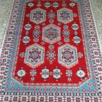 فرش ابعاد ۲۲۵ در ۱۵۰... ۴سانت پارگی دارد