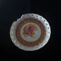 فنجون نعلبکی