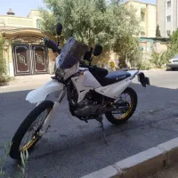 تریل روان 200 / فول کاستوم / تمیز