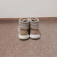 نیم بوت|کیف، کفش، کمربند|اصفهان, صدف|دیوار