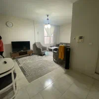 ۴۹ متر یک خواب رو به حیاط