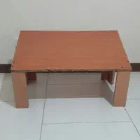 میز تحریر چوبی