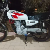 200همتاز