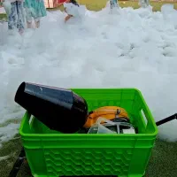 دستگاه و مایع کفساز (کف پارتی)