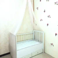 تخت کودک در حد نو