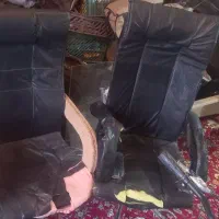 صندلی چرخدار پشت میز