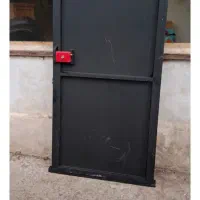 درب انبار آهنی