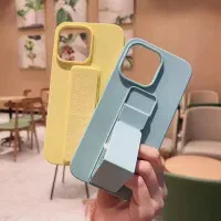 قاب آیفون مدل استند دار موجود برای همه مدل‌ها