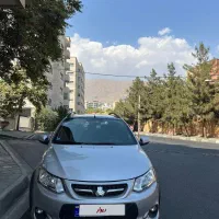 کوئیک آر اس نقره ای