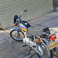 موتور ۱۲۵ مدل ۸۵ تمیز