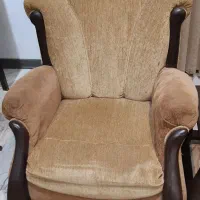 مبلمان ۷ نفره با میز عسلی