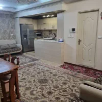 140متر طبقه اول(زیرقیمت) با پارکینگ انباری