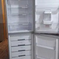 یخچال فریزر جنرال بدون برفک در حد نو بسیار شیک