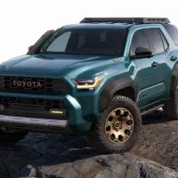 Toyota 4Runner Turbo (2025) تحویل فوری