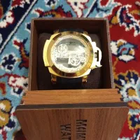 ساعت اینویکتا