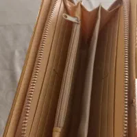کیف پول زنانه