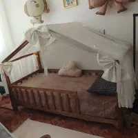 تخت کلبه ای وسرخپوستی وساده رگال وشلف کودک ونوجوان