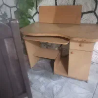 میز کامپیوتر