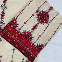 به دوزنده نیاز دارم