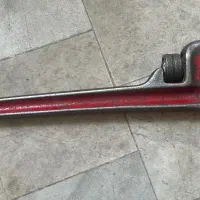 لوله گیر شلاقی امریکایی و پرچ کننده دستی ژاپنی