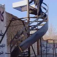 جوشکار درب و پنجره ساز حرفه ایی(صنایع فلزی )