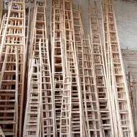 تعمیرات و فروش انواع نردبان چوبی