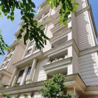 سعادت آباد ۲۰۰ متر سه خواب / استخر فعال / برند