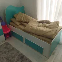 تخت و کمد کودک