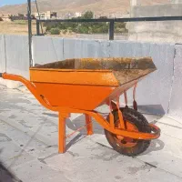 فرغون‌ لوازمی لبه دار