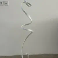 آباژور ایستاده مارپیچ