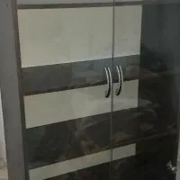 کتابخانه شیشه ای بزرگ