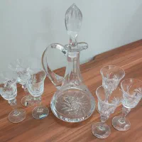 ظروف کریستال خورشیدی چک با حک بی
