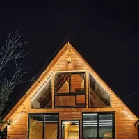 ویلا سوئیسی دوخوابه جکوزی دار