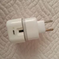 شارژر اصلی آیفون با آداپتور نور دار