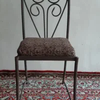 صندلی پایه دار