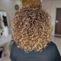 آموزش و خدمات تخصصی فر دائم مو