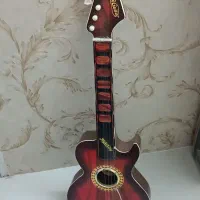 گیتار بزرگ