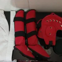 لباس و لوازم کاراته