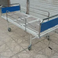 تخت بیمارستانی سه شکن