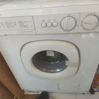 ماشین لباسشویی تمیزز و سالم