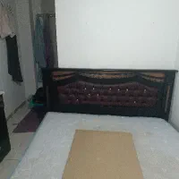 تخت و میز توالت و۲عدد کمد