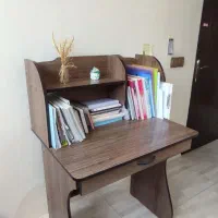 میز تحریر و مطالعه