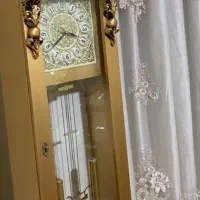 ساعت و بوفه