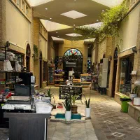 استخدام نیروی صندوقدار و باریستا
