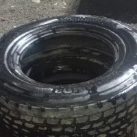 یک جفت لاستیک کامیون فاق کوتاه ۳۱۵