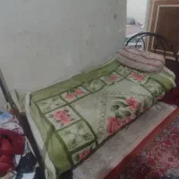 تخت اهنی