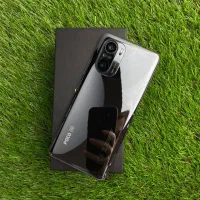 POCO F3
