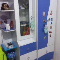 تخت و کمدنوجوان