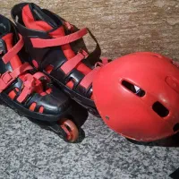 کفش اسکیت به همراه کلاه و زانو بند و آرنج بند