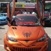استخدام کارگر نقاش ماشین